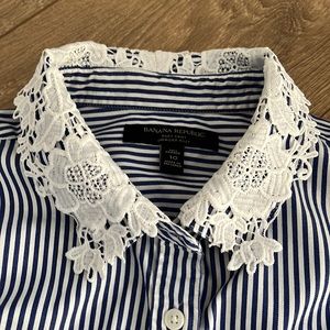 Banana Republic lace collar Riley shirt size 10